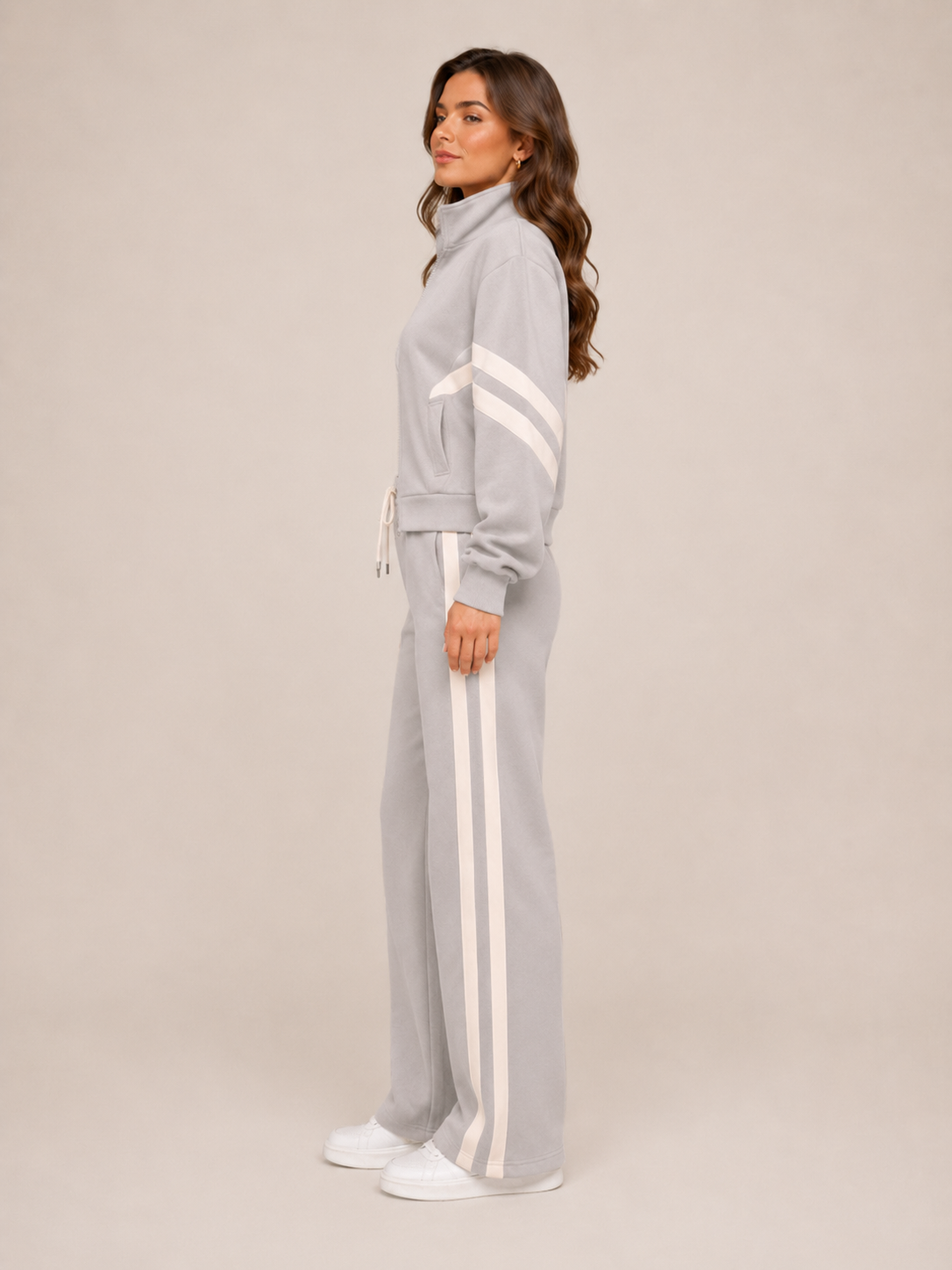 Women's Two-Piece Contrast Stripe Tracksuit Set