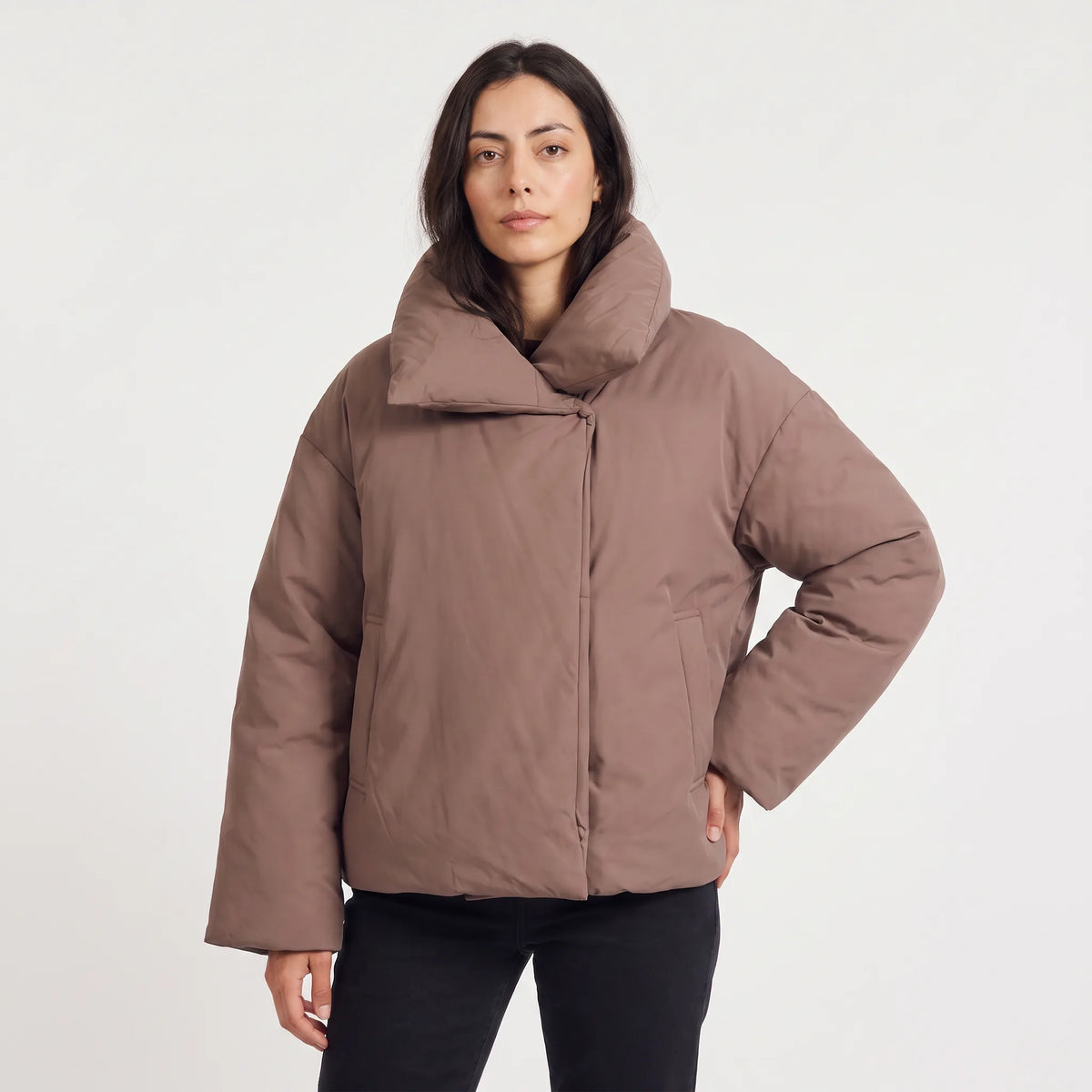 Women's Oversized Cropped Puffer Jacket with Funnel Collar