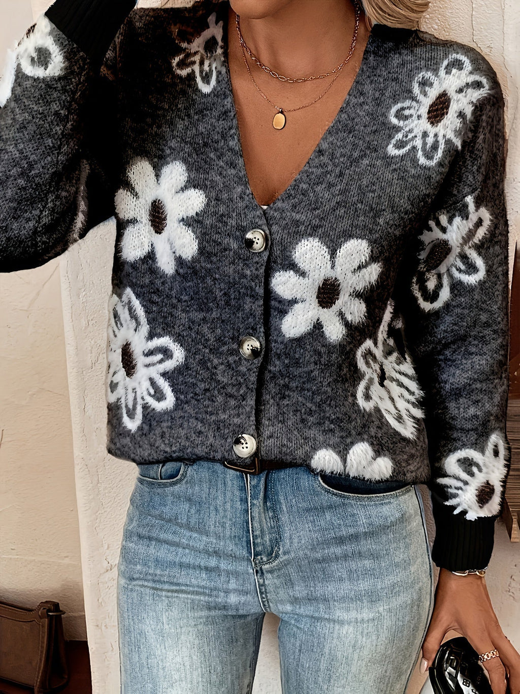 Women's Floral Knit V-Neck Cardigan
