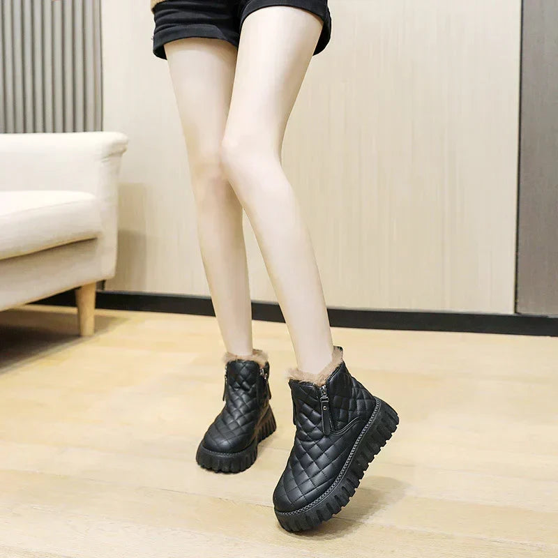 Women's Quilted Platform Winter Snow Boots