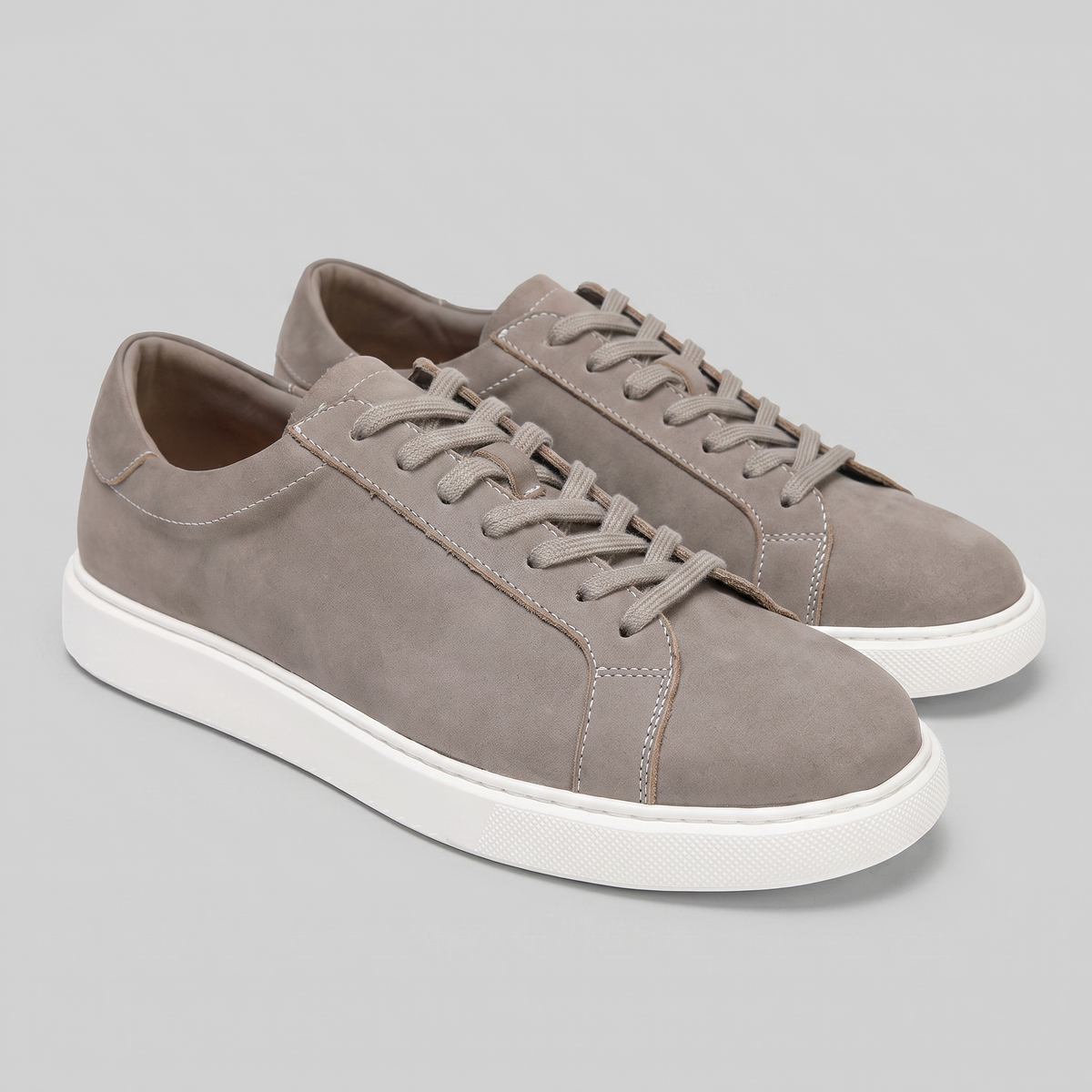 Men's Low-Top Suede Sneakers