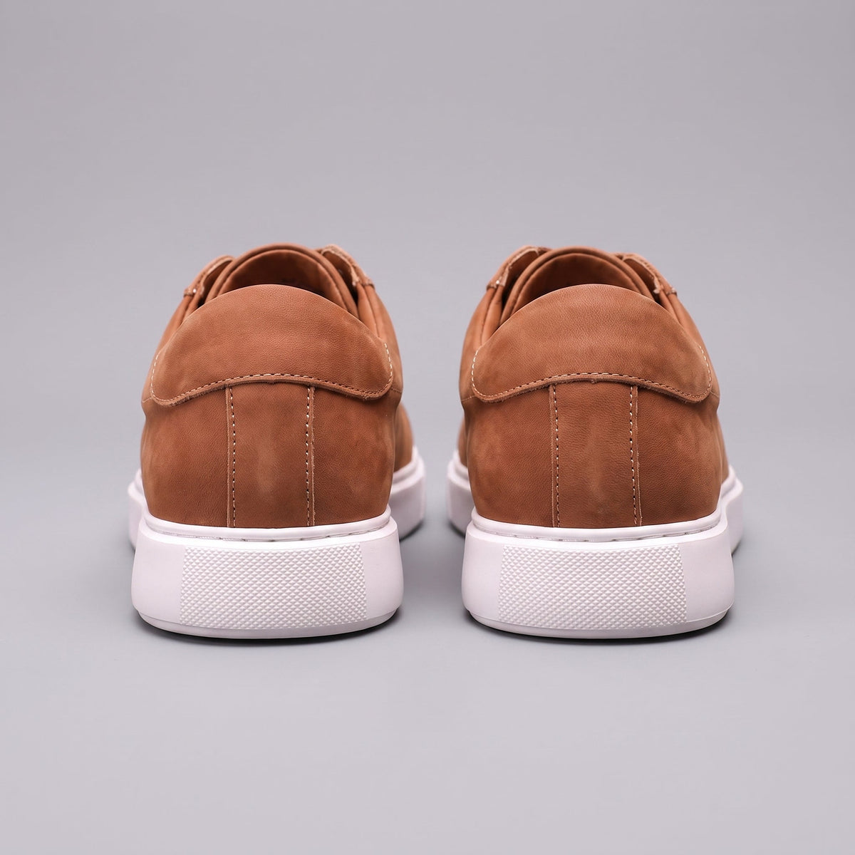 Men's Low-Top Suede Sneakers