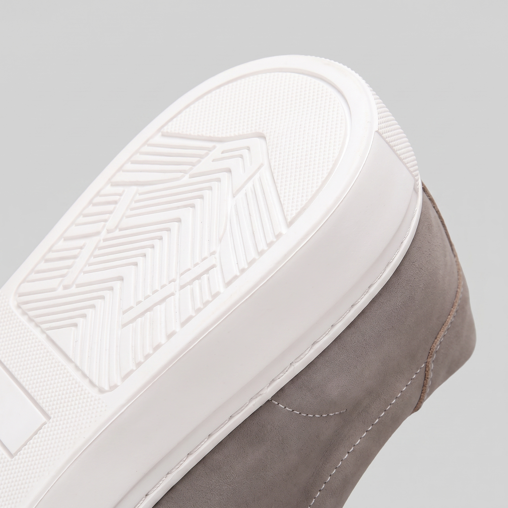 Men's Low-Top Suede Sneakers
