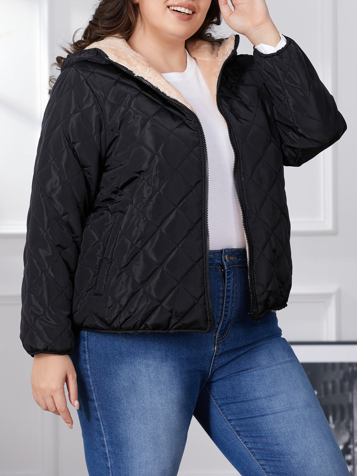 Women's Plus Size Sherpa-Lined Quilted Bomber Jacket with Hood