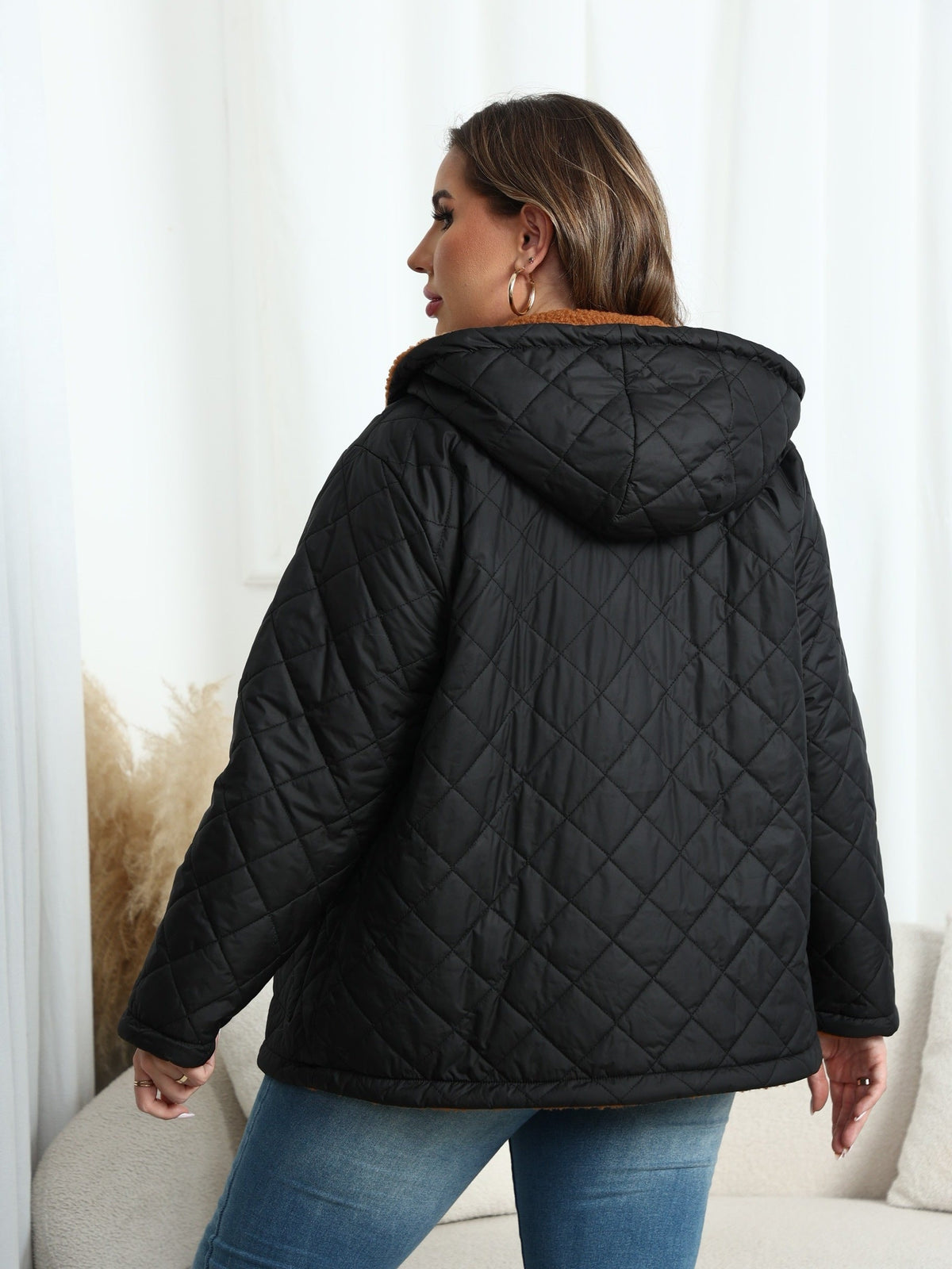 Women's Plus Size Sherpa-Lined Diamond Quilted Hooded Jacket