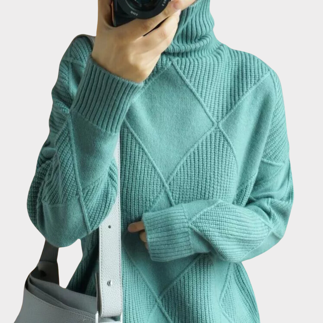 Women's Warm Diamond-Knit Turtleneck Sweater